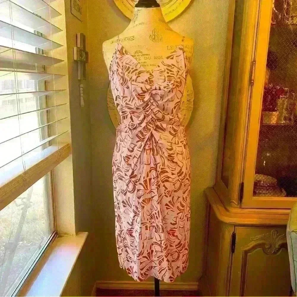 Nine West rushed leaf print linen like midi dress